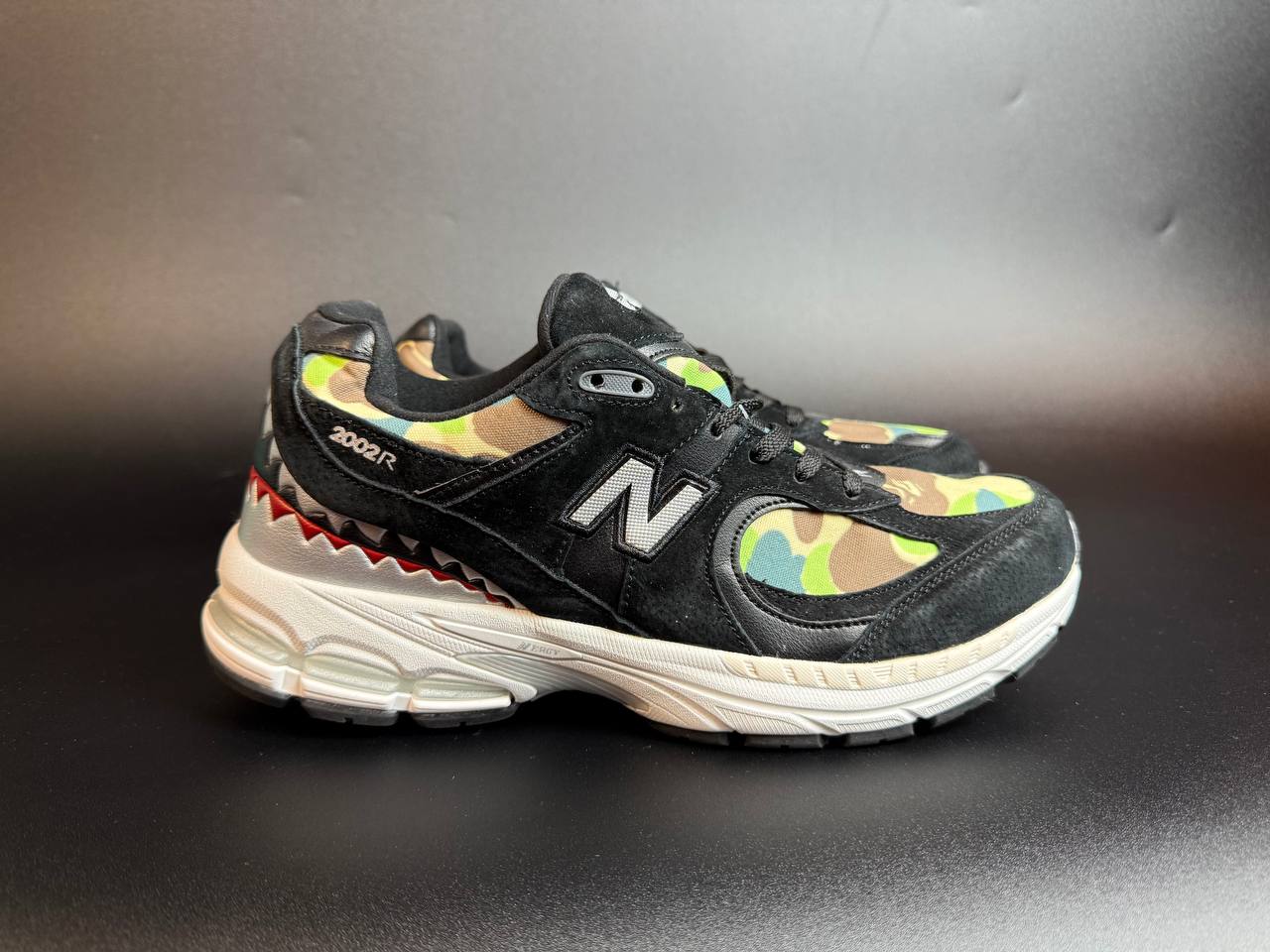 New Balance 2002R